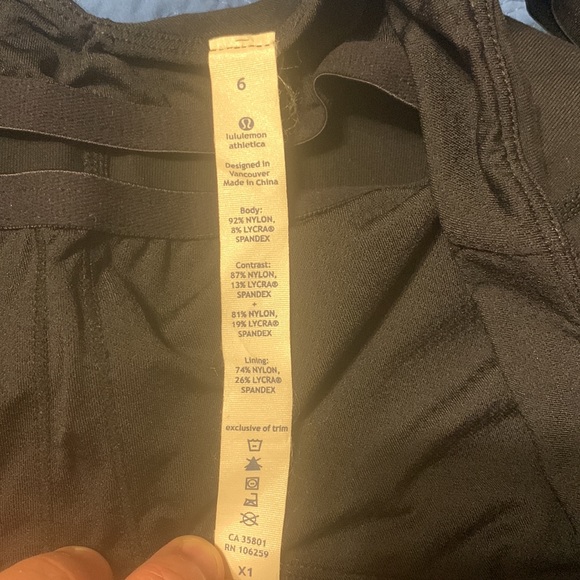 Lululemon Black Athletic Top. Size 6 or small. - Picture 3 of 8